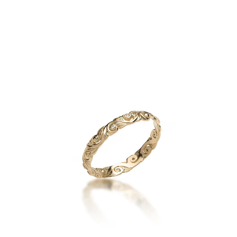 Living Heirloom Ring in Gold with Diamonds - 3mm