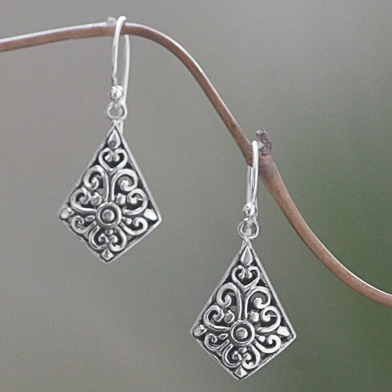 Grab Stylish Jewelry Before The Sale Ends Bali Kites Sterling Silver Kite Shaped Dangle Earrings from Indonesia