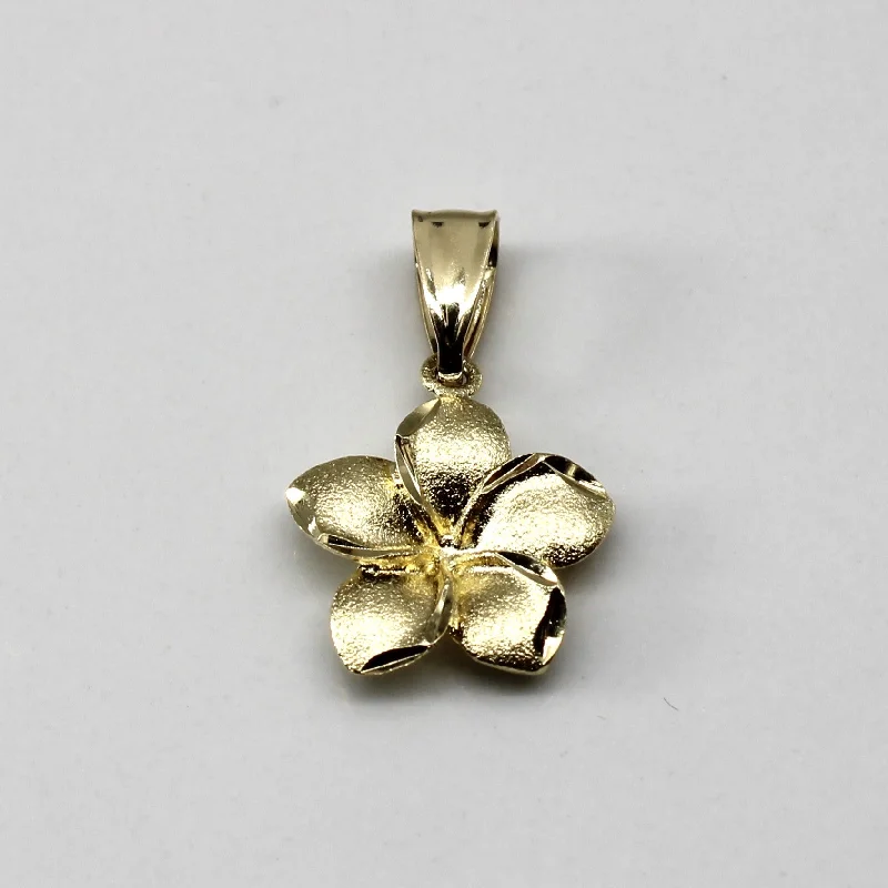 Yellow Gold Flower Pendant